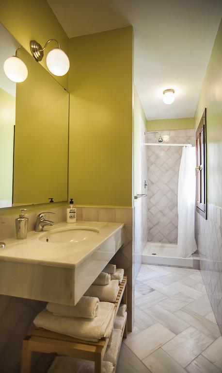 Angeles House Apartment Seville Ngoại thất bức ảnh