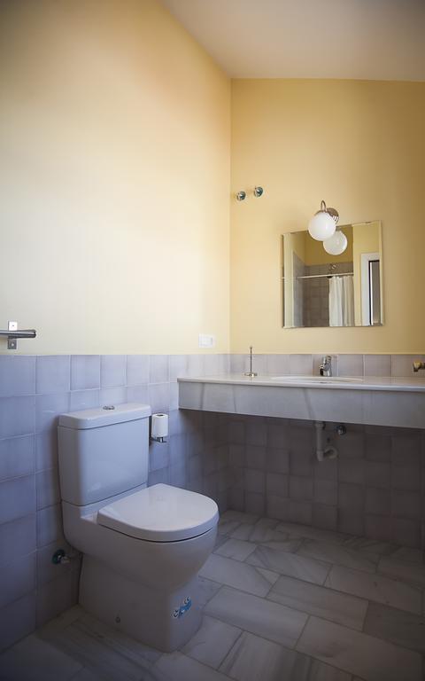 Angeles House Apartment Seville Ngoại thất bức ảnh