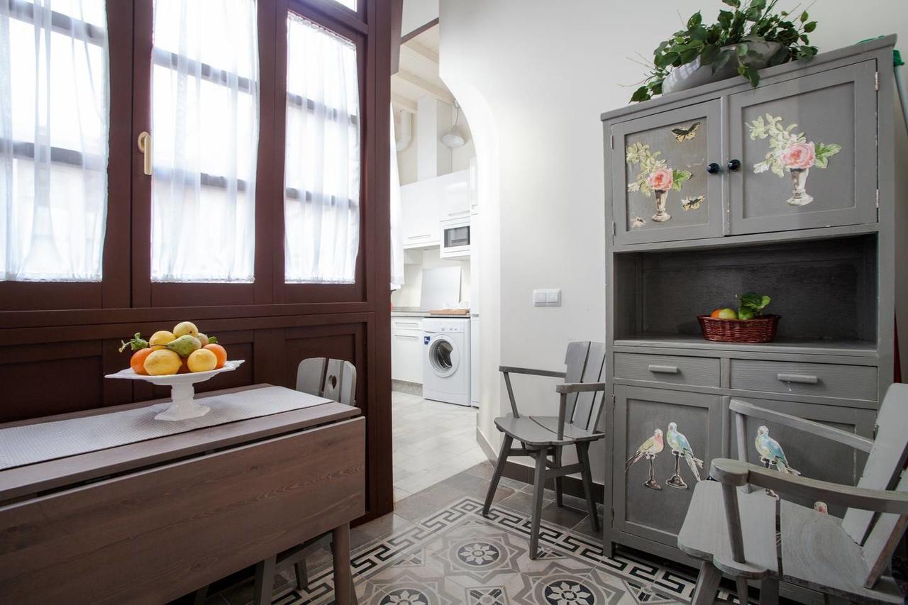 Angeles House Apartment Seville Ngoại thất bức ảnh
